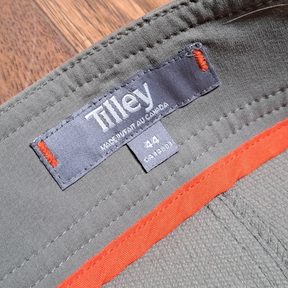 Tilley Canada Men's Pants Hiking Outdoors Ripstop Green  HQ Size 44 Actual 45x30 - Picture 3 of 12